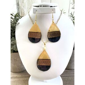 Gold Black Resin Teardrop Necklace Set Geometric Tribal Pattern - Handmade